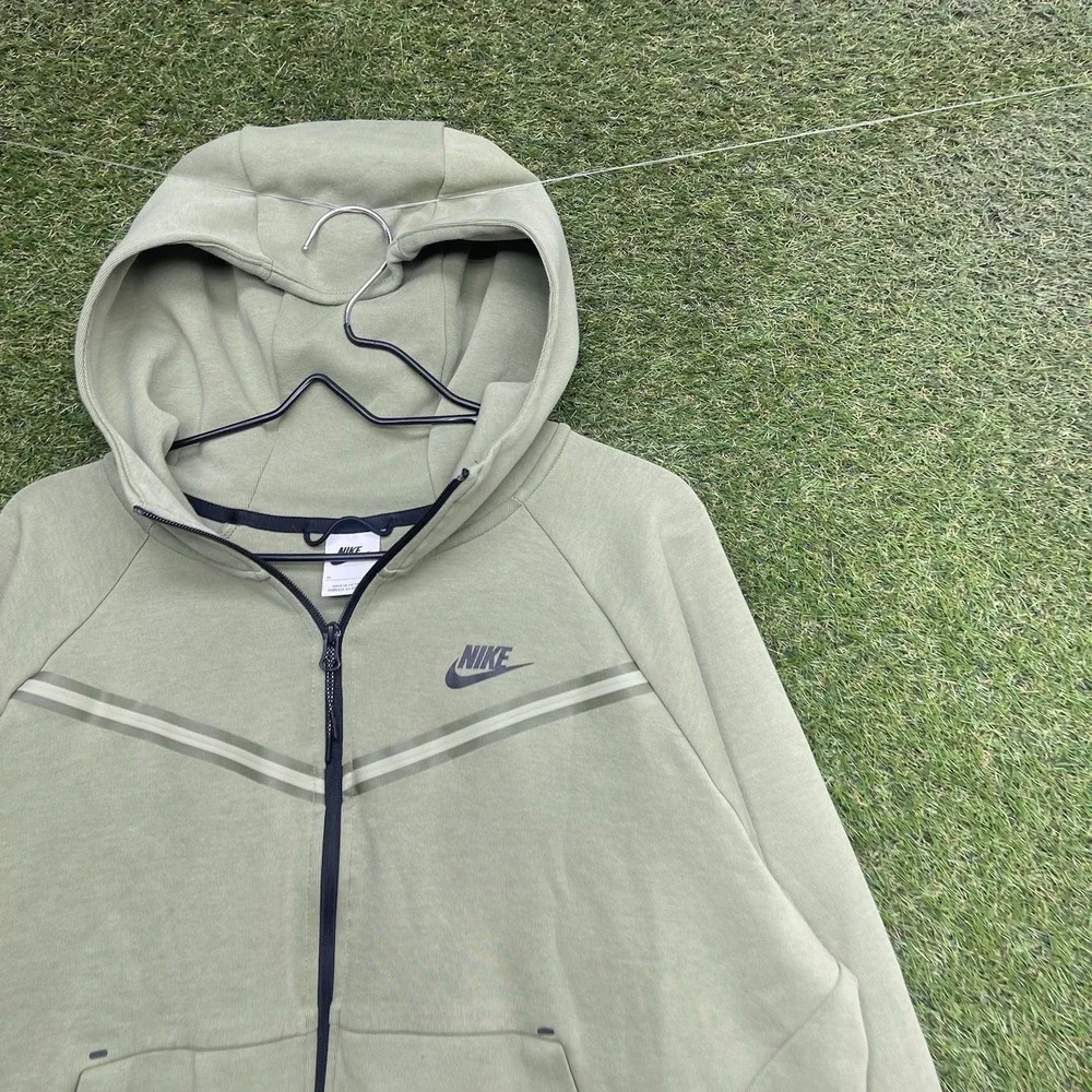 Nike Tech Fleece Hoodie Womens 1X XL CU4489-379 Sportswear Full-Zip Up Green
